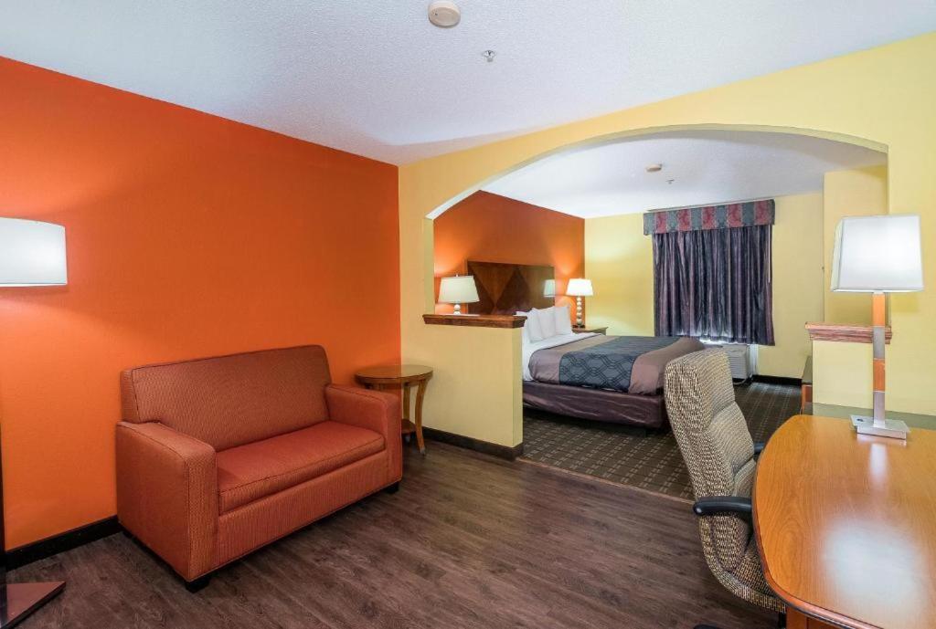 My Home & Suites Madison Ga Экстерьер фото