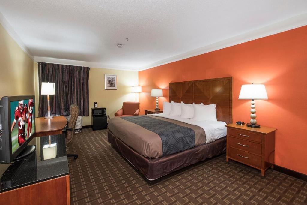 My Home & Suites Madison Ga Экстерьер фото